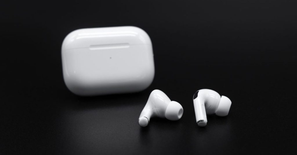When Should You Replace Your Apple AirPods Pro?