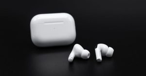 When Should You Replace Your Apple AirPods Pro?