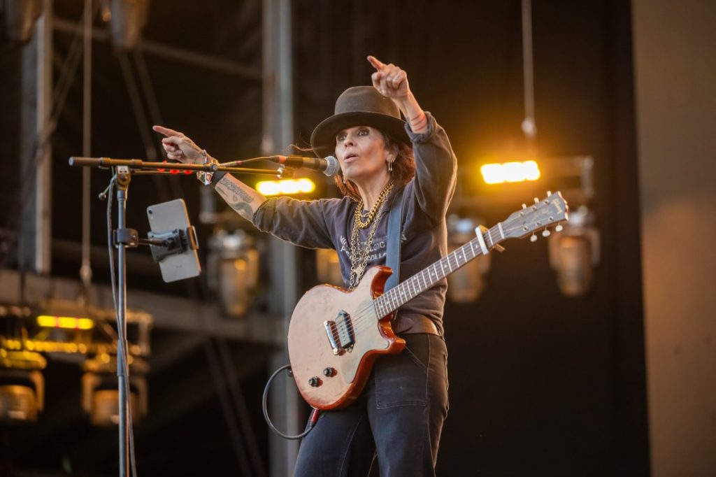 ‘Let’s Just Put a Kibosh on This’: Linda Perry and Nicki Minaj Nearly Recorded Their Own Version of the Viral Mash-Up (Exclusive)